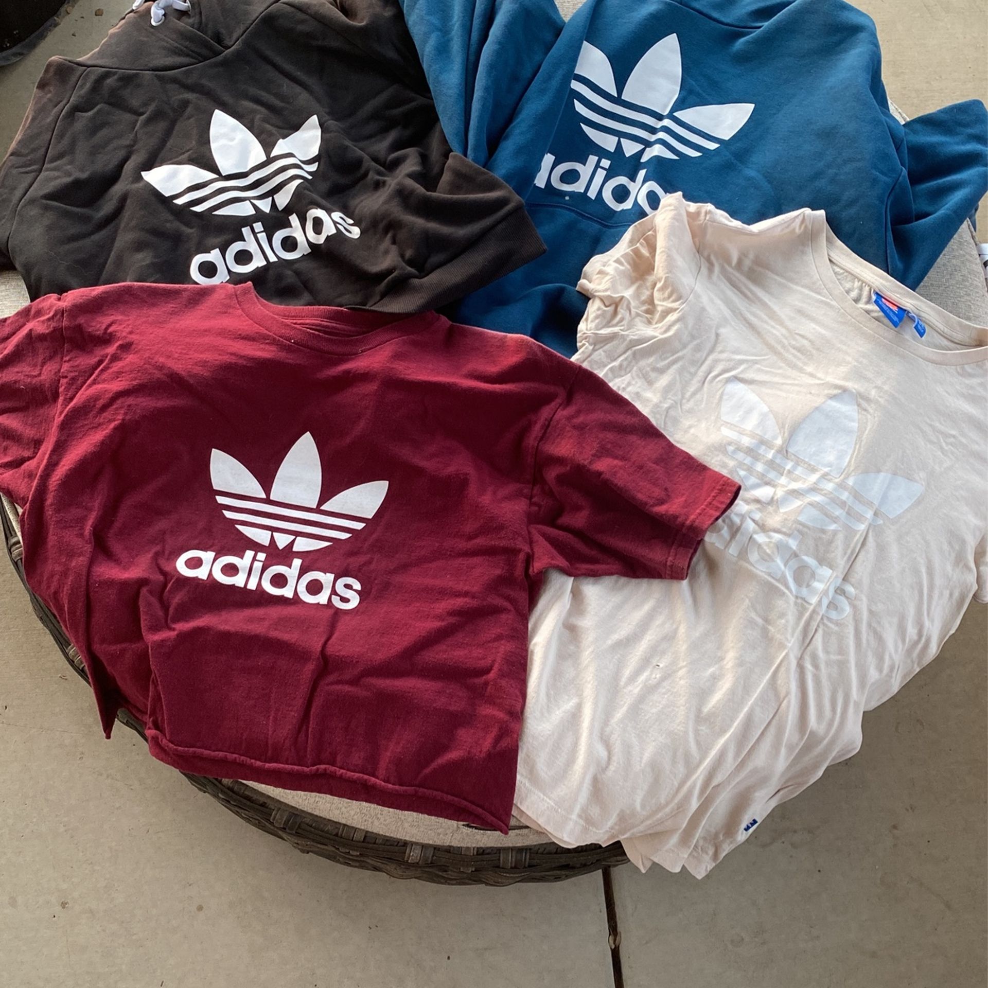 Adidas Lot Tshirts And Sweaters