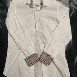 white burberry long sleeve SZ S