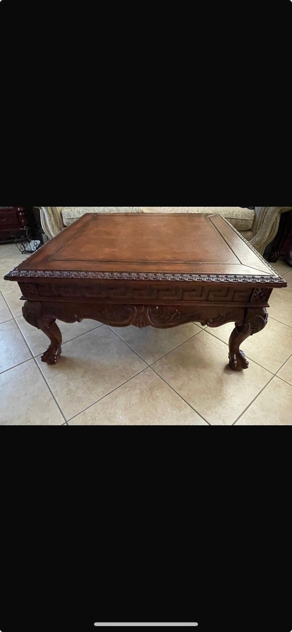 2 End Tables And A Coffee Table For $200 OBO