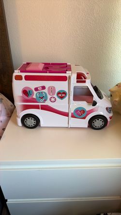 Barbie ambulance