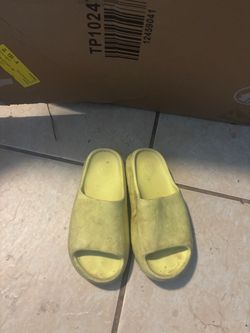 Adidas Yeezy Slide Green Glow