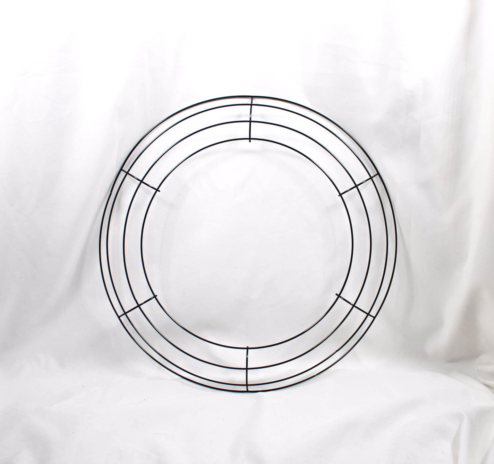 Wire Wreath Frame Dark Green 14 Inches Arts And Crafts