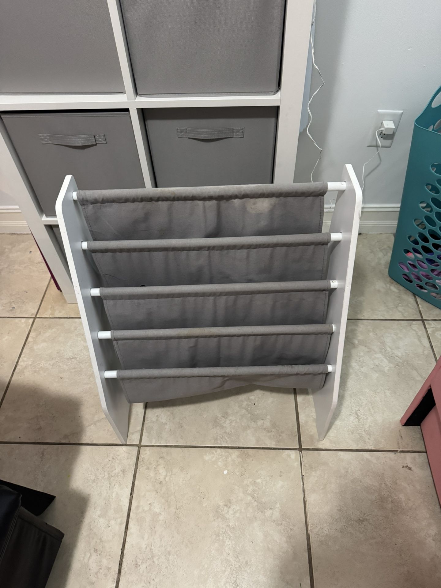 Kids Book Shelf