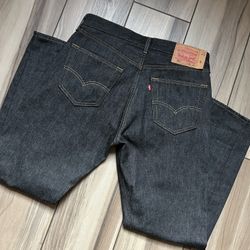 Denim Levi’s 501s