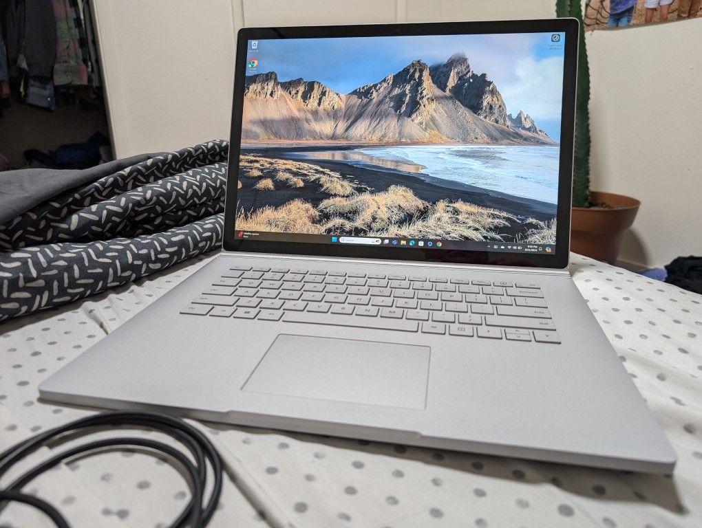 Microsoft Surface Book 3