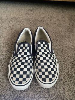 Vans off the wall Black and white checkerboard classic slip on sneakers size 4 US