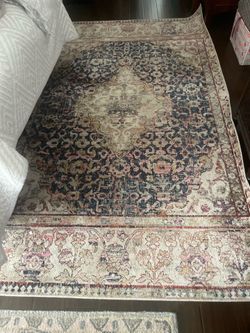 Area Rug Like New