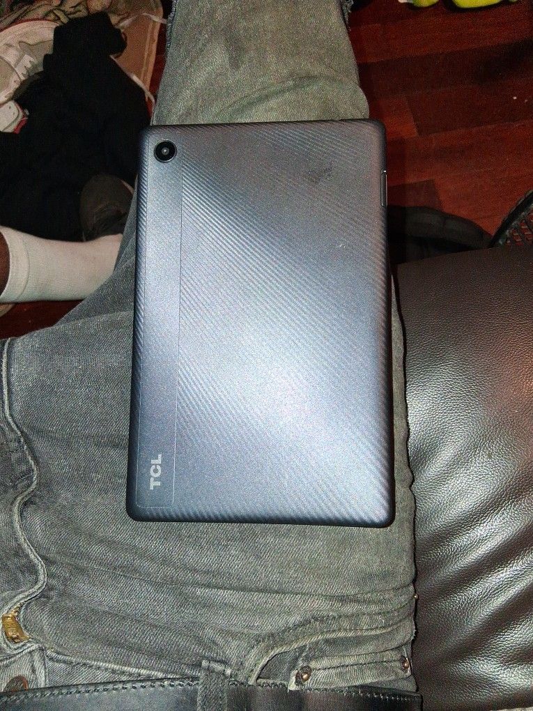32 Gig Wifi Tablet TCL