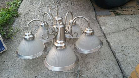 Chandelier with 5 lights