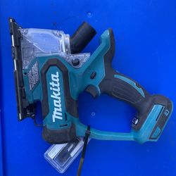 Makita Cut-out Saw 