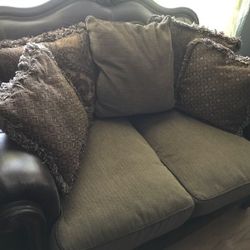 Brown love seat $120