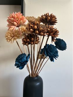Wooden flowers