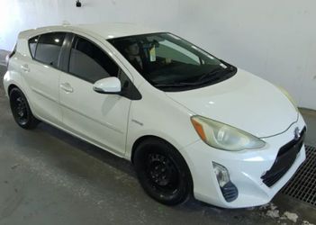 2016 Toyota Prius c