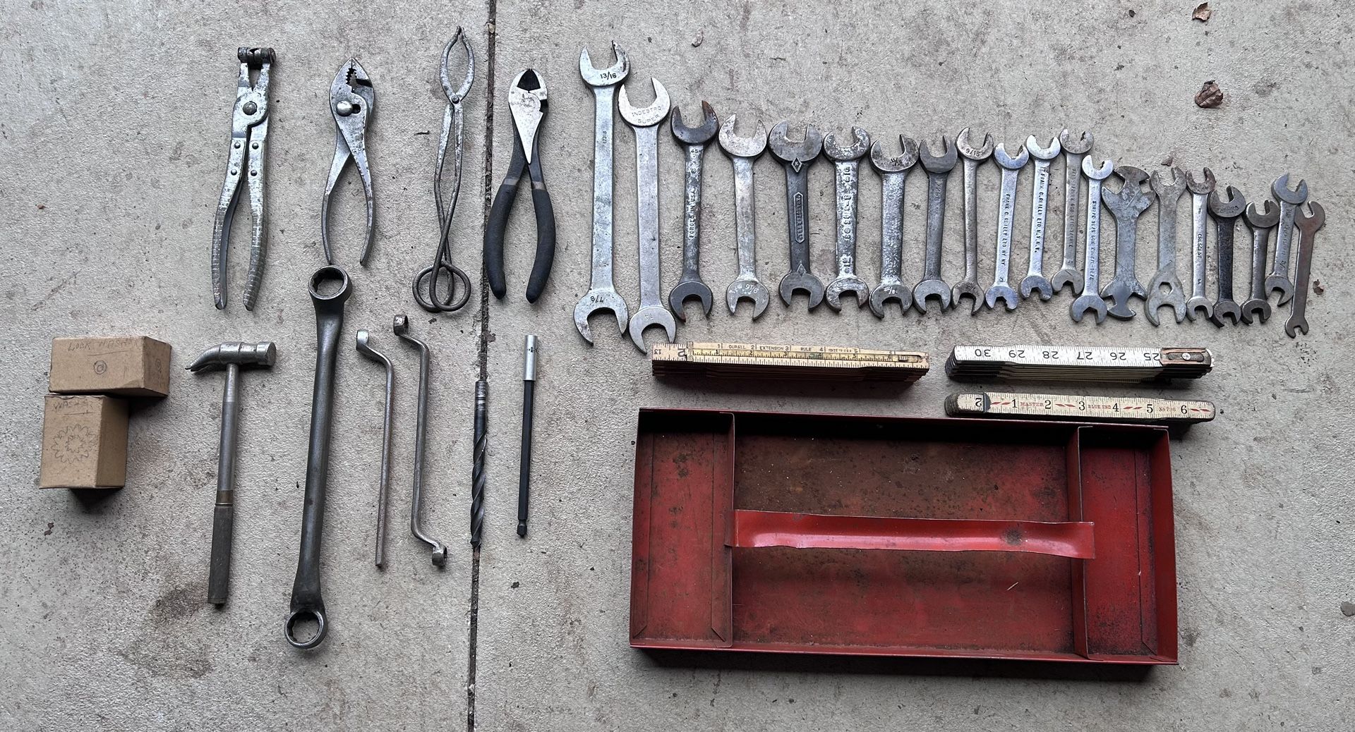 Variety Of Tools And Tool Tray