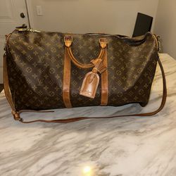 Louis Vuitton Purse 100% Authentic $800 W Receipt for Sale in Tampa, FL -  OfferUp
