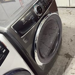 Frontload Washer  Electrolux 