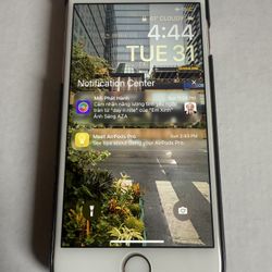 Trading Jailbroken iPhone 6s Unlocked 32GB