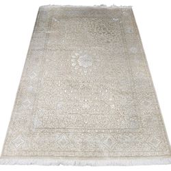 100% Silk Hand Woven Chinese Rug Carpet  5.5ft x 8ft