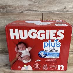 NEW Huggies Plus Little Snugglers Diapers Size Newborn 148ct.