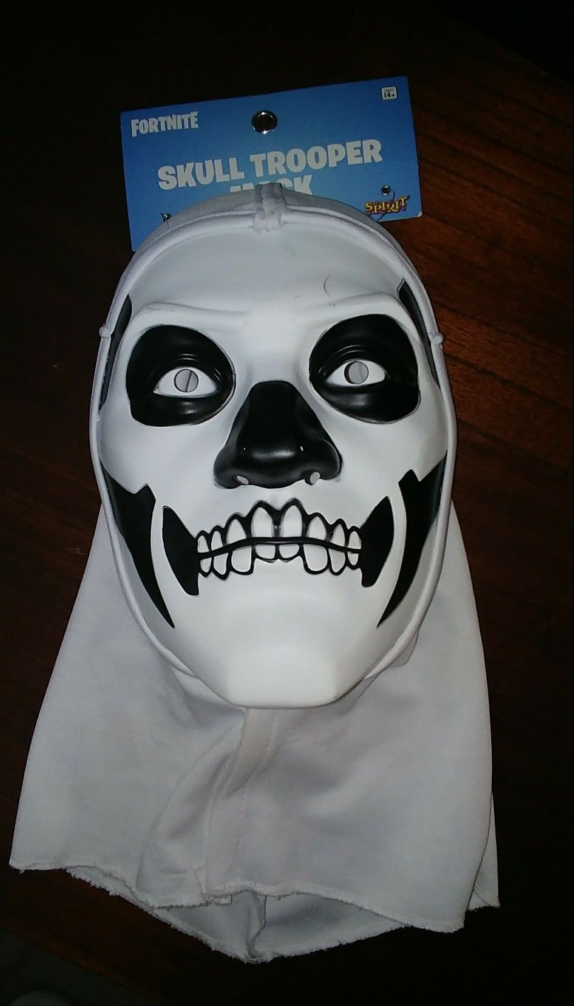 Fortnite Skull Trooper mask.... Never used!
