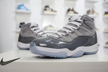 Jordan 11 Cool Grey Size 10.5 for Sale in Las Vegas, NV - OfferUp