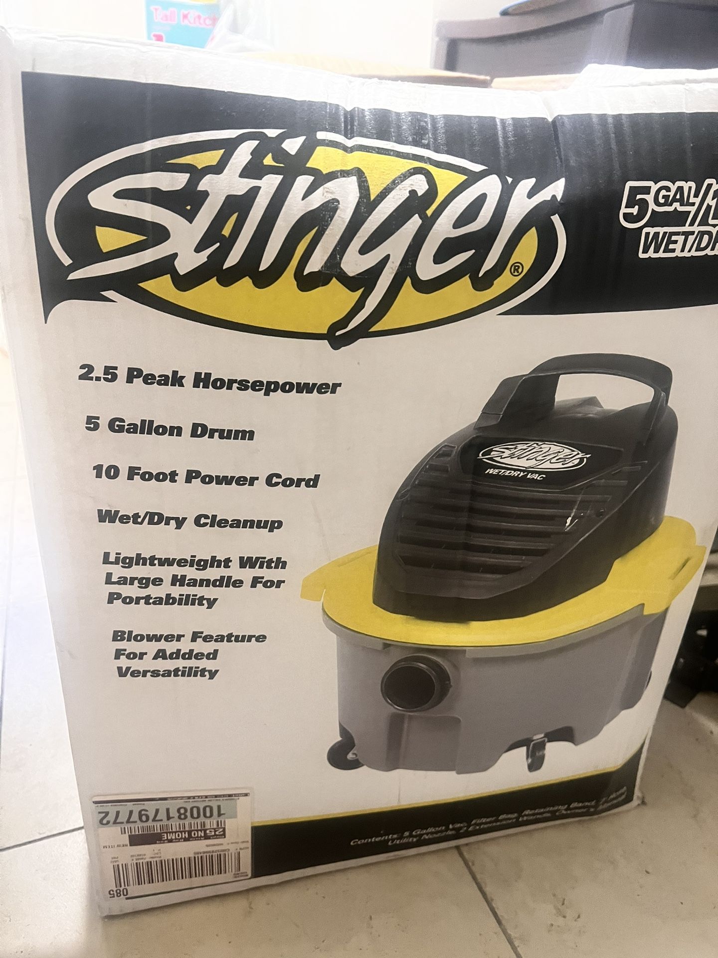Stinger 5 Gallon Vacuum