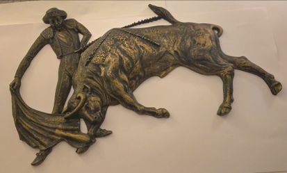 Large Matador & Bull Wall Plaque – Faux Bronze Spanish Bullfight Decor – 35" Wide