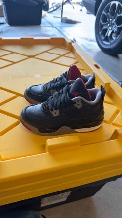 Jordan 4