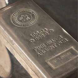 Premium silver 100 ounces royal Canadian mint