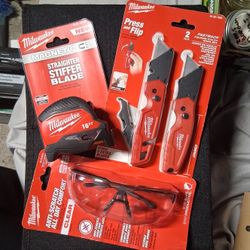 *** Milwaukee TAPE MEASURE, FOLDING UTILITY KNIFES AND SAFETY GLASSES*** BRAND NEW