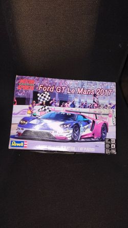 2017 Revell 1/24 Scale Ford GT Le Mans Model RV07041