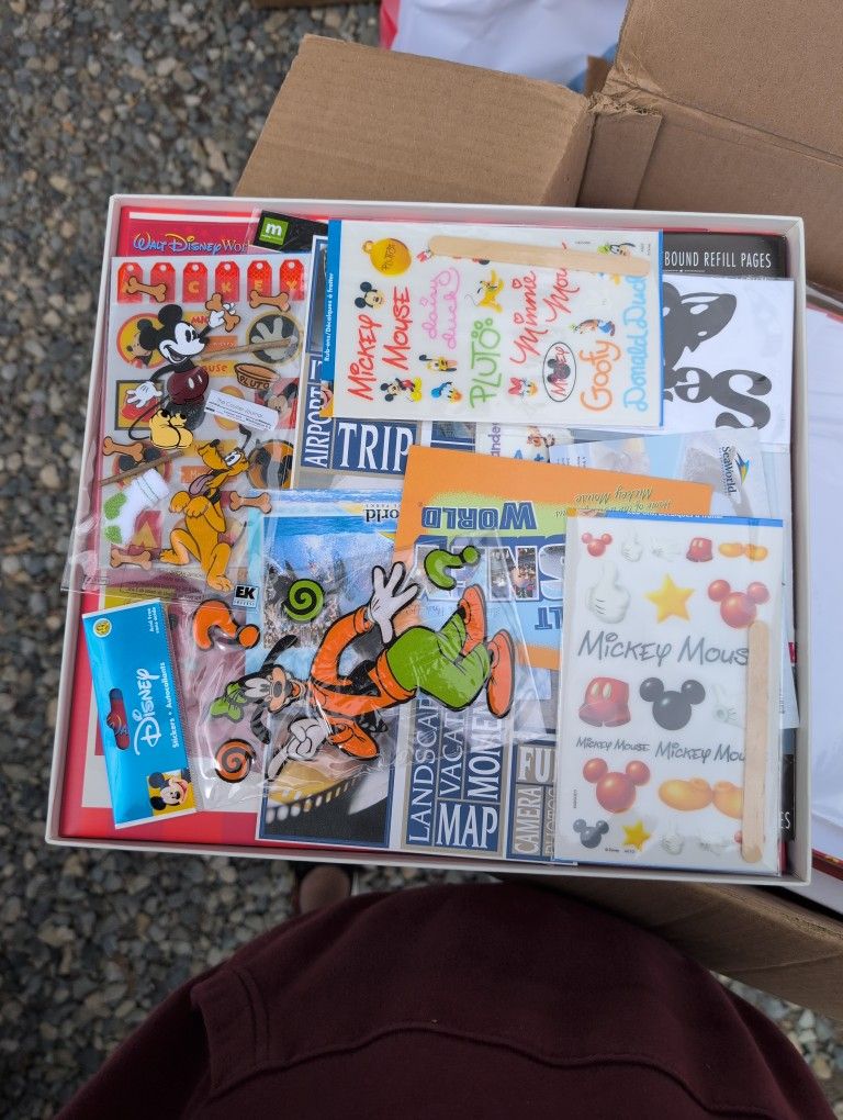 Disney Scrapbook Kit