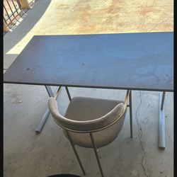 Free Desk 