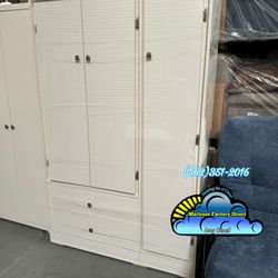 White Jumbo Deluxe Closet With Right Shelves New 