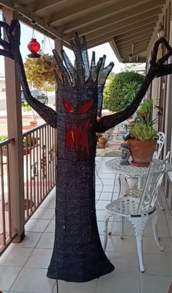 Large Halloween Spooky Tree Decoration