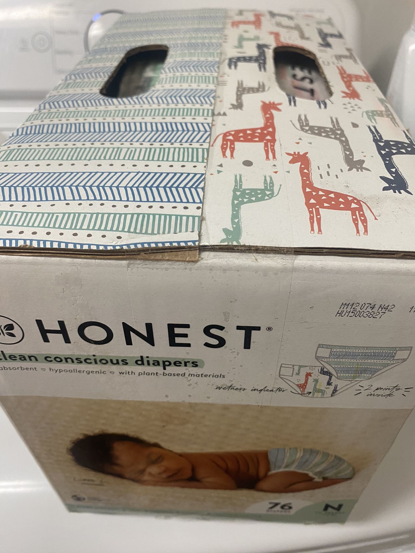 Honest Newborn Diapers 76 Ct 