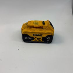 Dewalt 4ah 20v XR Large Battery! Works Excellent! 