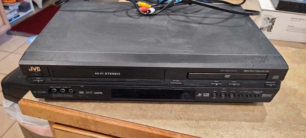 jvc mod hr-xbc26u TV VCR combo No Remote