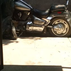 2005 Susuki Boulevard 