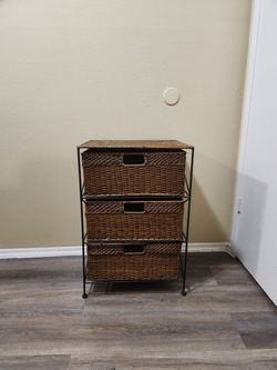Wicker Chest of Drawers with Metal Frame – Used Condition