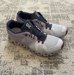 On Running Cloud 5 Pearl Frost (Women's) Size 11