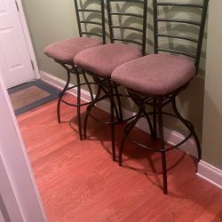 Swivel High Stools