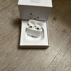 Airpod 3rd generation magsafe charging case