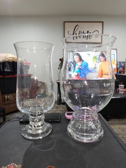 2 medium vases