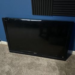 FLASH SALE - Sony Bravia 52 Inch Flat Screen TV Big Large Television