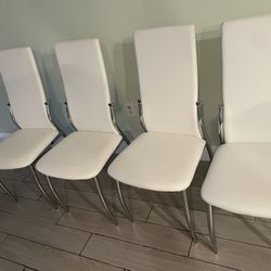 Dining Table With 4 Chairs 