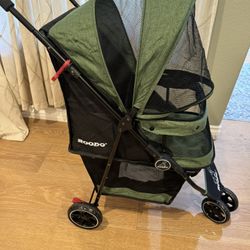 Jogger stroller For 30 Pounds Cat Or Dog /  Brand New