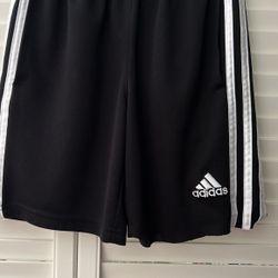 Adidas boy short 