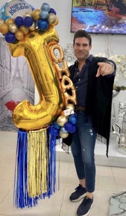 Boomerang Express Balloons - by Luz Paz - Happy Birthday