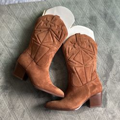 Women’s Brown Cowboy Boots (Never Used)